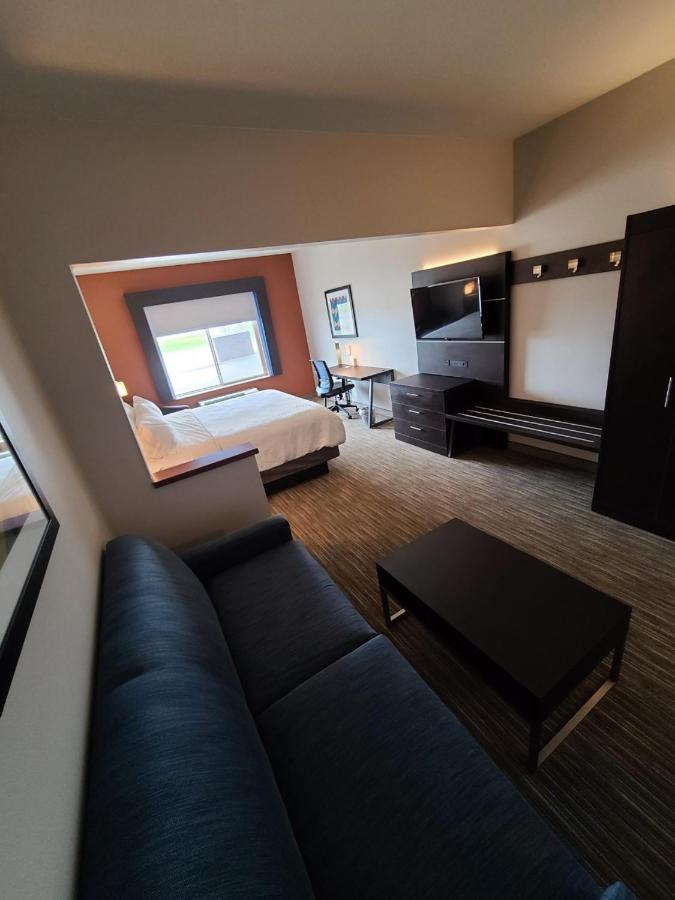 Holiday Inn Express Hotel & Suites Sheldon By Ihg Luaran gambar