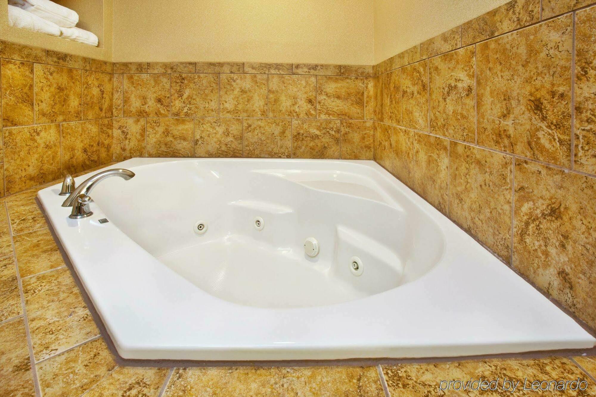 Holiday Inn Express Hotel & Suites Sheldon By Ihg Bilik gambar